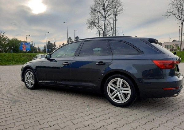 Audi A4 cena 64900 przebieg: 223000, rok produkcji 2017 z Lublin małe 466